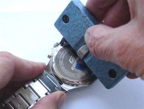 How to Remove the Back of A Watch: A Quick Guide